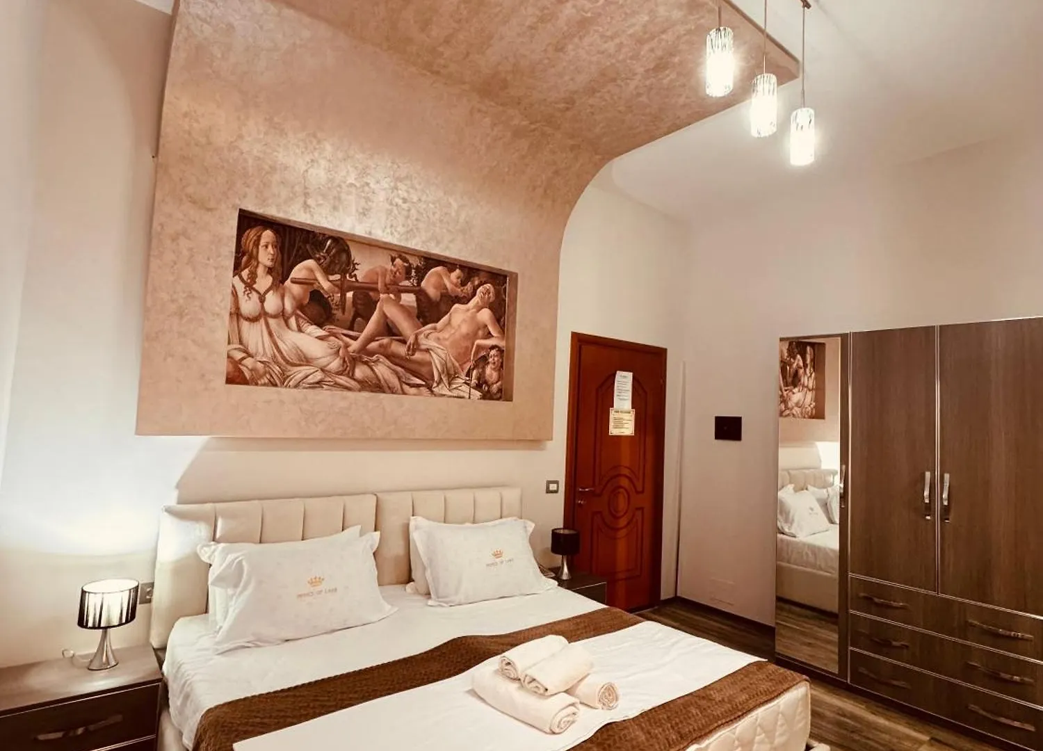 Prince Of Lake Hotel Canaj