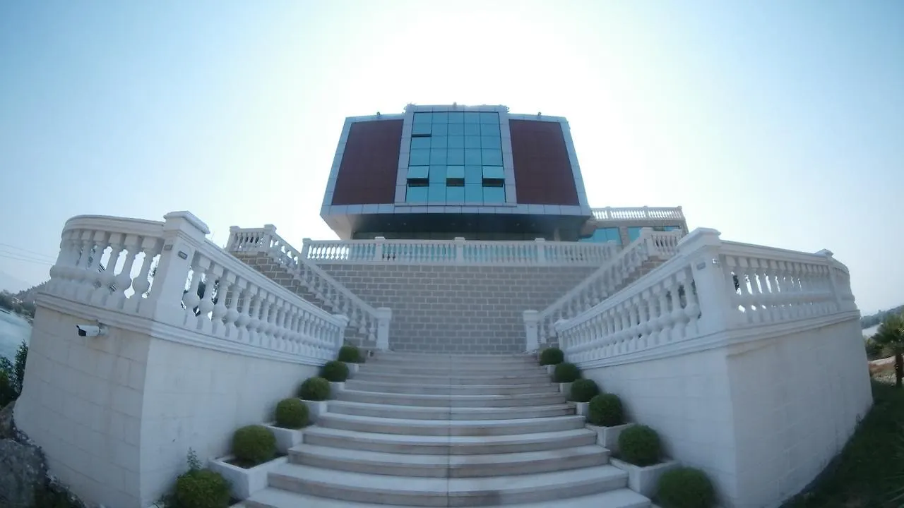 ***  Prince Of Lake Hotel Canaj Albania