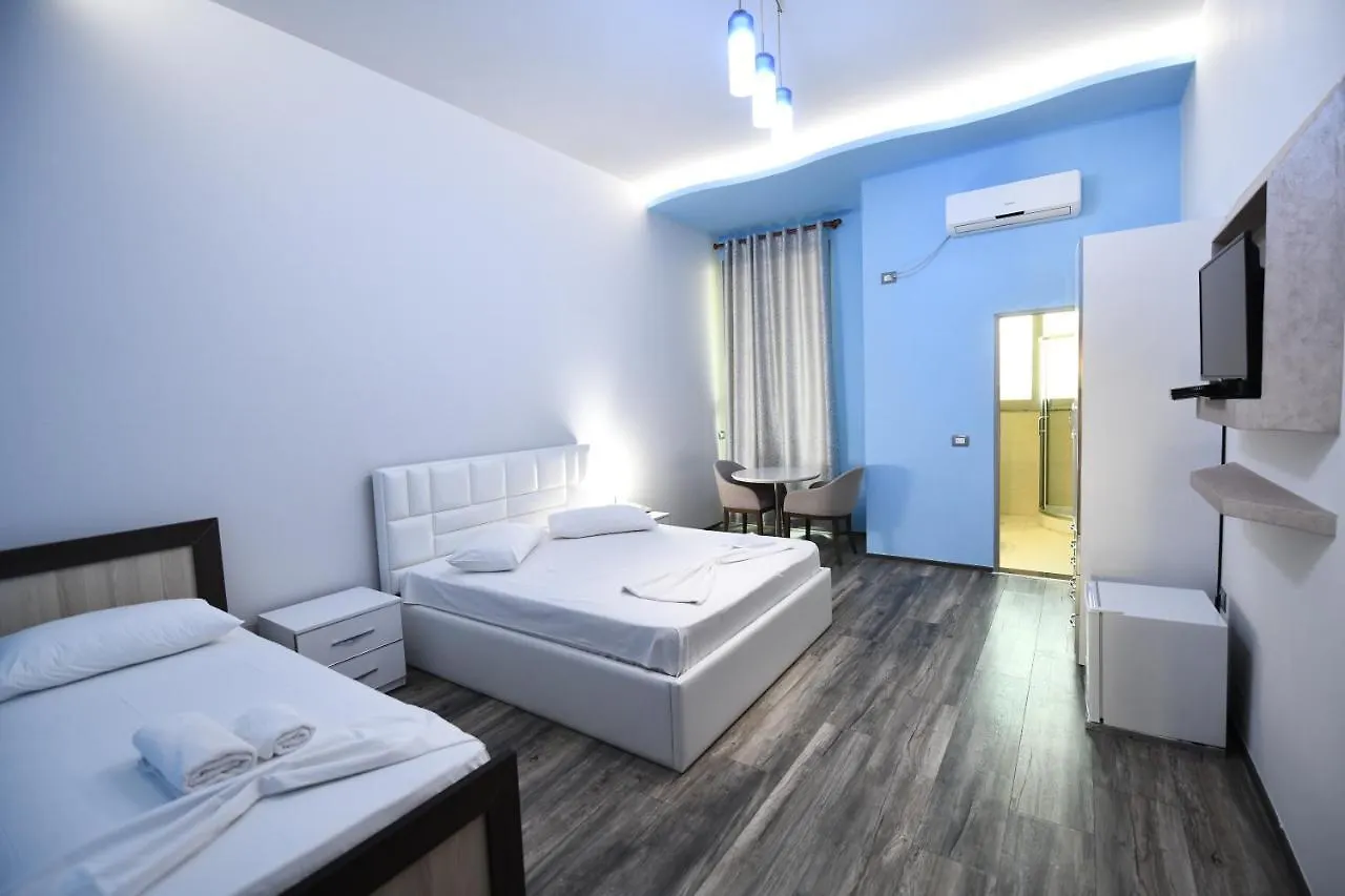 Prince Of Lake Hotel Canaj