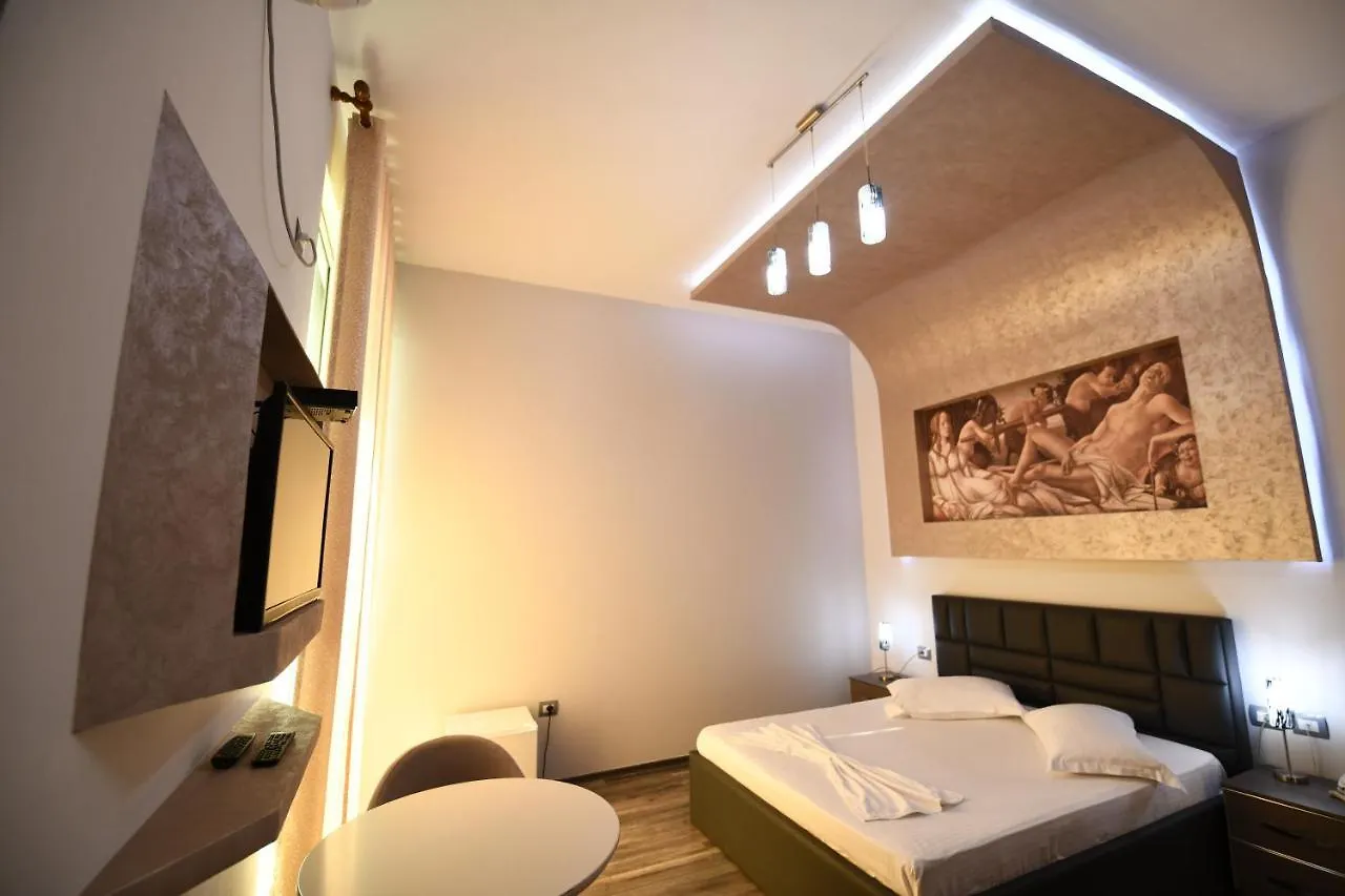 Prince Of Lake Hotel Canaj