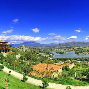 Hotel Shpija E Gjyshit, Shkoder